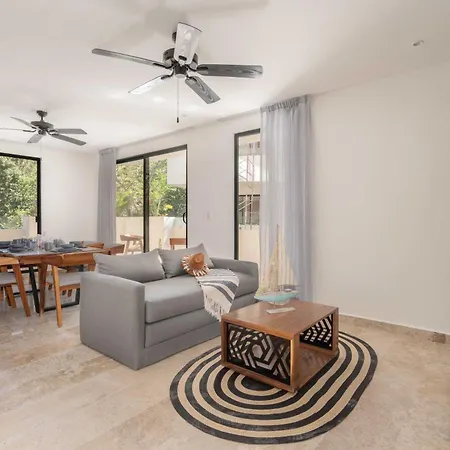 2 Bd With Private Plunge Pool And Terrace Villa