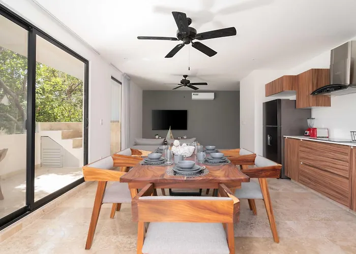 2 Bd With Private Plunge Pool And Terrace Holiday home *